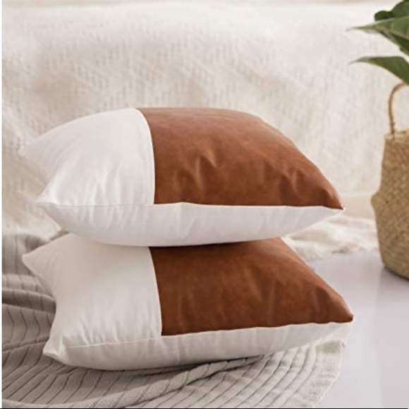 🤎SOLD🤎Accent Pillows-Cognac and White - Picture 5 of 5